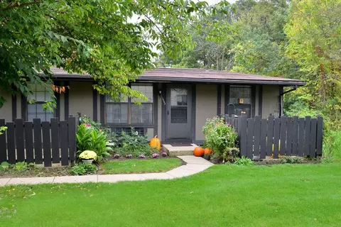 Aster Ct, Springfield, OH 45503 photo 3