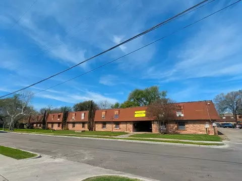4609 Monarch St, Dallas, TX 75204