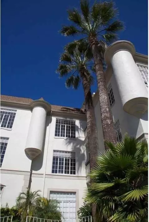 355 S Mccarty Dr, Beverly Hills, CA 90212