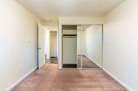 425 Bellevue Way SE, Bellevue, WA 98004
