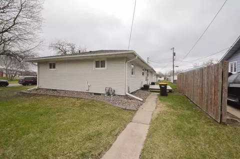 1103 11th Ave SE, Rochester, MN 55904