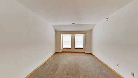 2848 N Brookfield Rd, Brookfield, WI 53045 photo 4