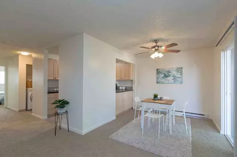 6345 NE Glisan St, Portland, OR 97213