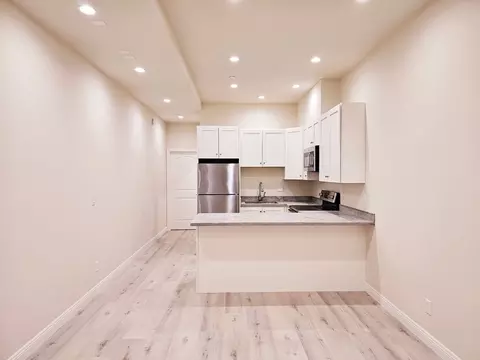 2326 Taylor St, San Francisco, CA 94133