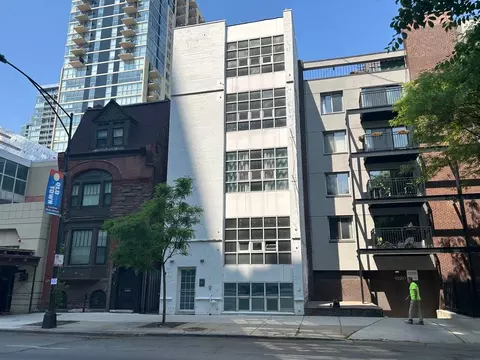1216 N La Salle Dr, Chicago, IL 60610