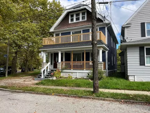 3735 W 47th Pl, Cleveland, OH 44102