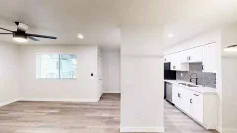 1621 W Denton Ln, Phoenix, AZ 85015 photo 2