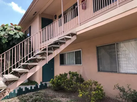 1414 W Mcfadden Ave, Santa Ana, CA 92704