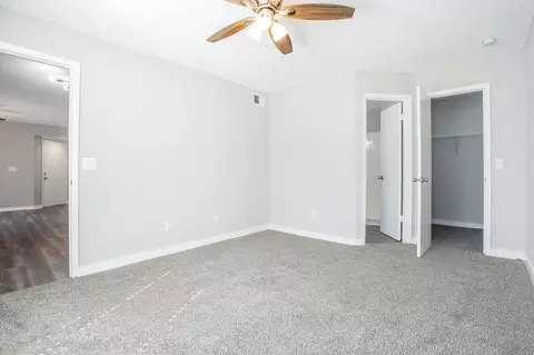 3024 N Powers Dr, Orlando, FL 32818