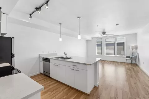 6900 E Green Lake Way N, Seattle, WA 98115 photo 15