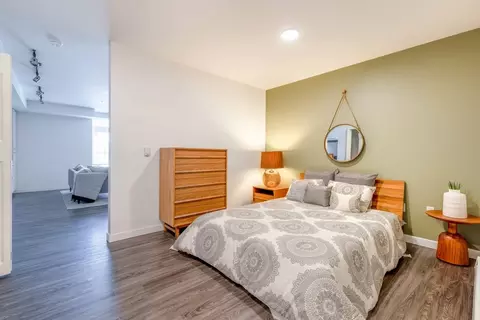 6900 E Green Lake Way N, Seattle, WA 98115 photo 9