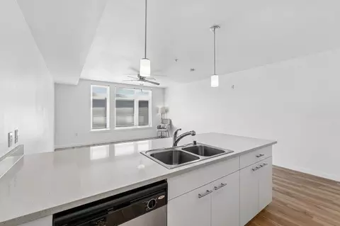 6900 E Green Lake Way N, Seattle, WA 98115 photo 17