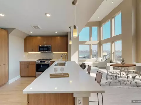 100 River Mews Ln, Edgewater, NJ 07020 photo 10
