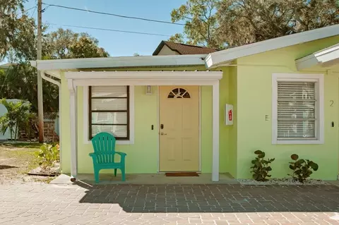 380 3rd St S, Safety Harbor, FL 34695