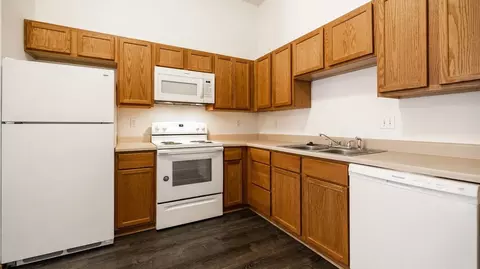 100 Pinnacle Height Dr, Morgantown, WV 26505