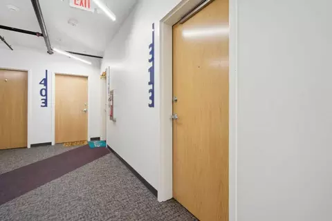 100 E 2nd St, Cedar Falls, IA 50613 photo 8