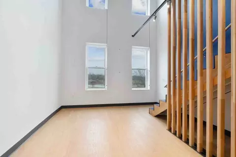100 E 2nd St, Cedar Falls, IA 50613 photo 27