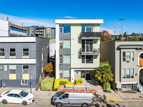1220 E Remington Ct #1212-1220, Seattle, WA 98122