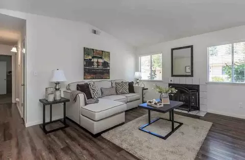 6549 N Palm Ave, Fresno, CA 93704
