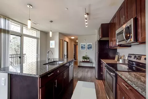 633 N Henry St, Madison, WI 53703 photo 13