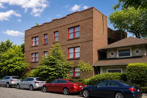 616 E Thomas St, Seattle, WA 98102