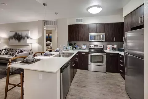 299 W Washington Ave, Sunnyvale, CA 94086 photo 15