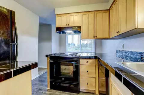 10305 SW Wilsonville Rd, Wilsonville, OR 97070
