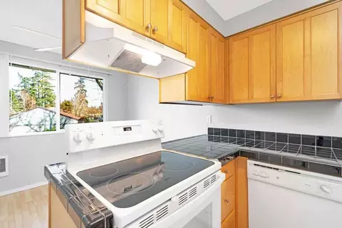 10305 SW Wilsonville Rd, Wilsonville, OR 97070