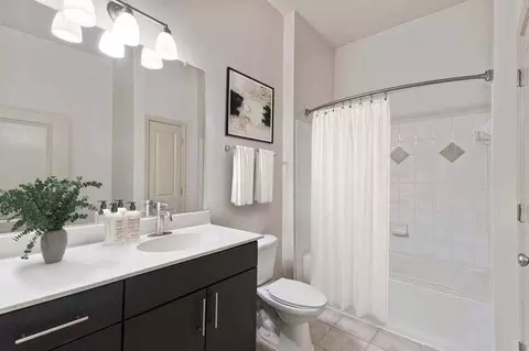 4245 Summit Corner Dr, Fairfax, VA 22030 photo 10