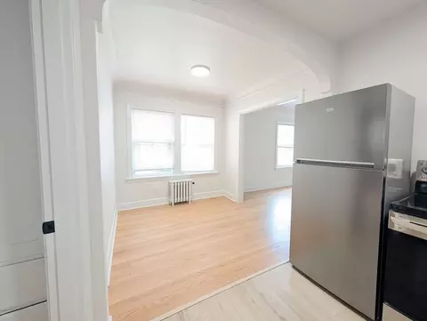 2711 Franklin Ave E, Seattle, WA 98102