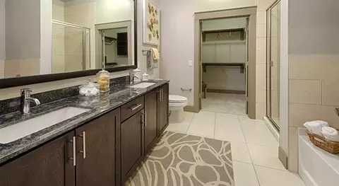 2424 Capitol St, Houston, TX 77003 photo 32