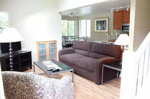808 2nd Ave, Kirkland, WA 98033