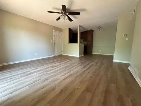 6216 Slater St, Merriam, KS 66202