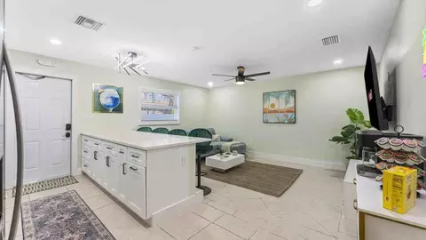 79 S Brevard Ave, Cocoa Beach, FL 32931