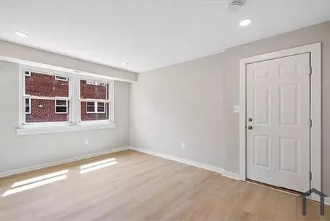 1410 Young St SE, Washington, DC 20020