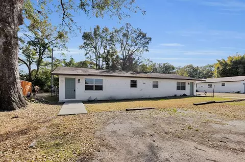 1884 NE 77th St, Ocala, FL 34479