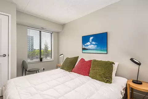 606 637 E Woodland Park Ave #606-606, Chicago, IL 60616