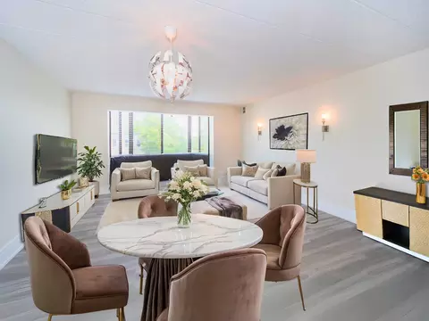 606 637 E Woodland Park Ave, Chicago, IL 60616