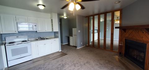 6321 Kelly Dr, Granbury, TX 76048