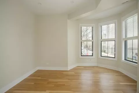 1405 W Belden Ave, Chicago, IL 60614