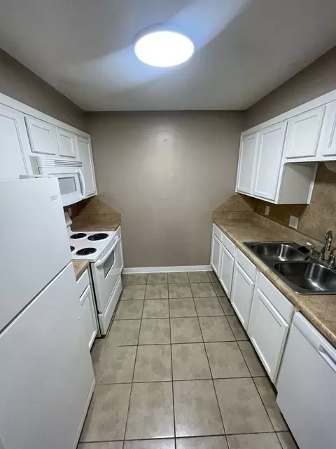 1011 S James St, Jacksonville, AR 72076