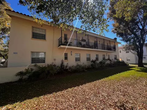 504 Santander Ave, Coral Gables, FL 33134
