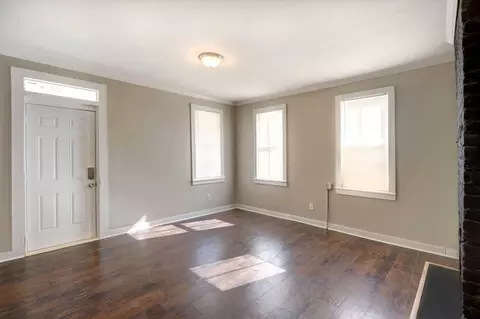 2425 Drayton St, Savannah, GA 31401 photo 2