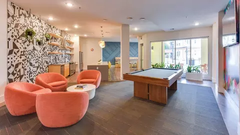 601 W St Johns Ave, Austin, TX 78752 photo 17