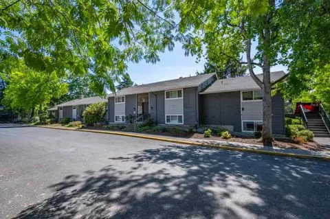11773 SW King George Dr, King City, OR 97224