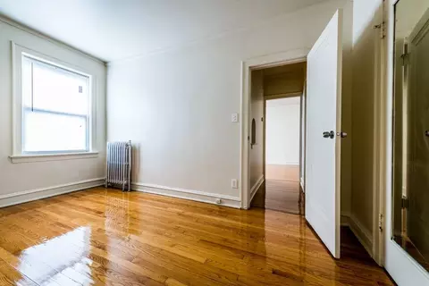 1931 E 71st St, Chicago, IL 60649 photo 3