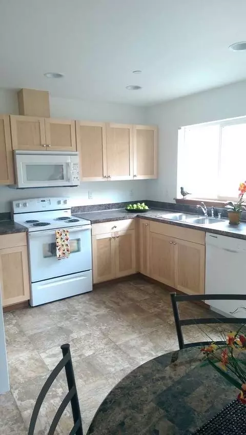 Lawndale Apts. Llc, Lakewood, WA 98498