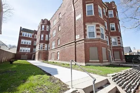 11932 S Stewart Ave, Chicago, IL 60628