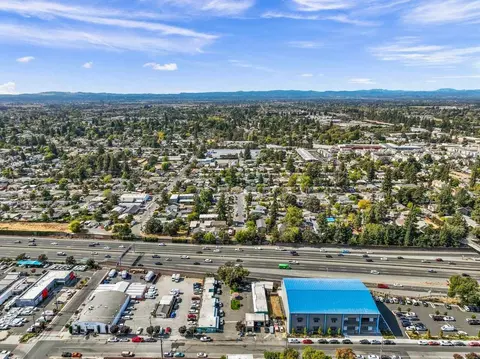 1015 S A St, Santa Rosa, CA 95404