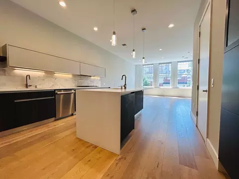 27 N 2nd St, Philadelphia, PA 19106